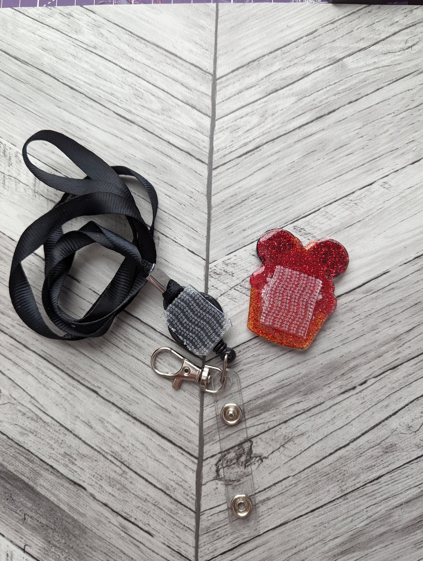 Interchangeable Lanyard Base